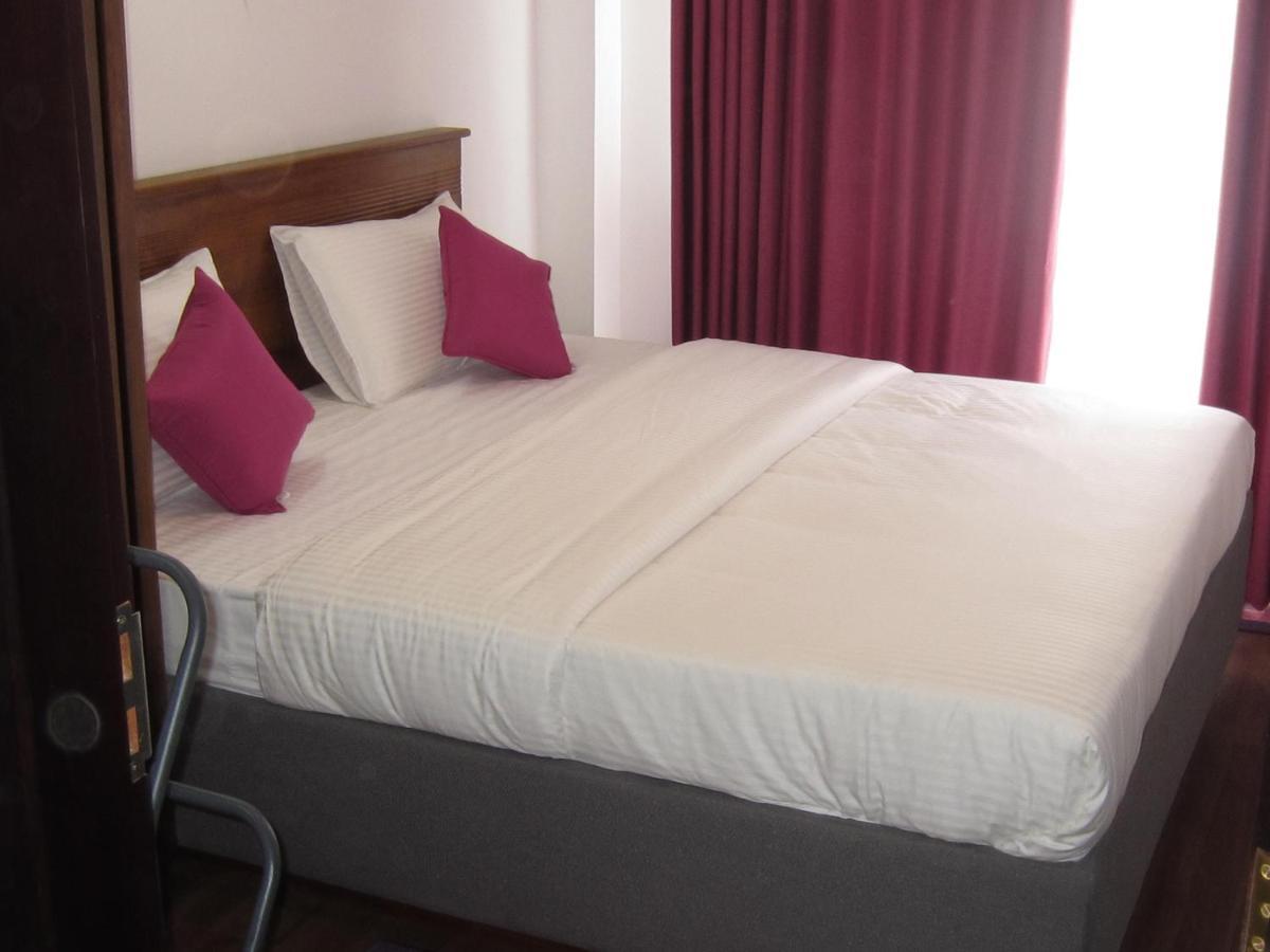Chanya Luxury Apartment, S 31, Lake View Residencies Nuwara Eliya Bagian luar foto
